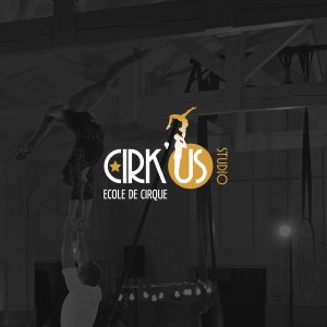 Création Graphisme du logo école de cirque cirk'us à Marsac sur l'Isle, emilie besson graphiste é& illustratrice
